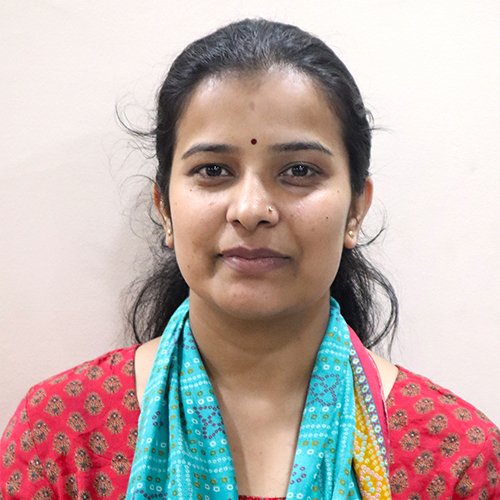 Dolly-Nautiyal Dolly-Nautiyal